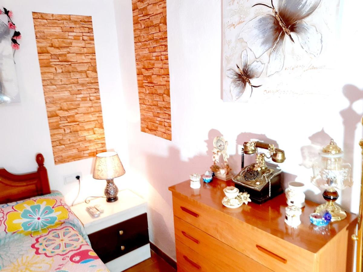 Charming House In Illar With Mountain View And Balcony Villa Bagian luar foto
