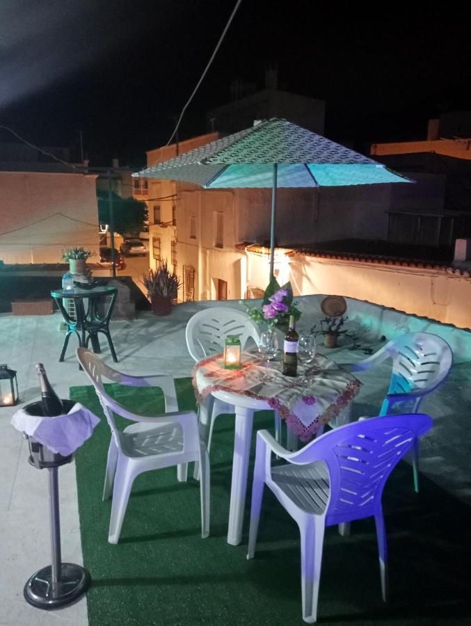 Charming House In Illar With Mountain View And Balcony Villa Bagian luar foto