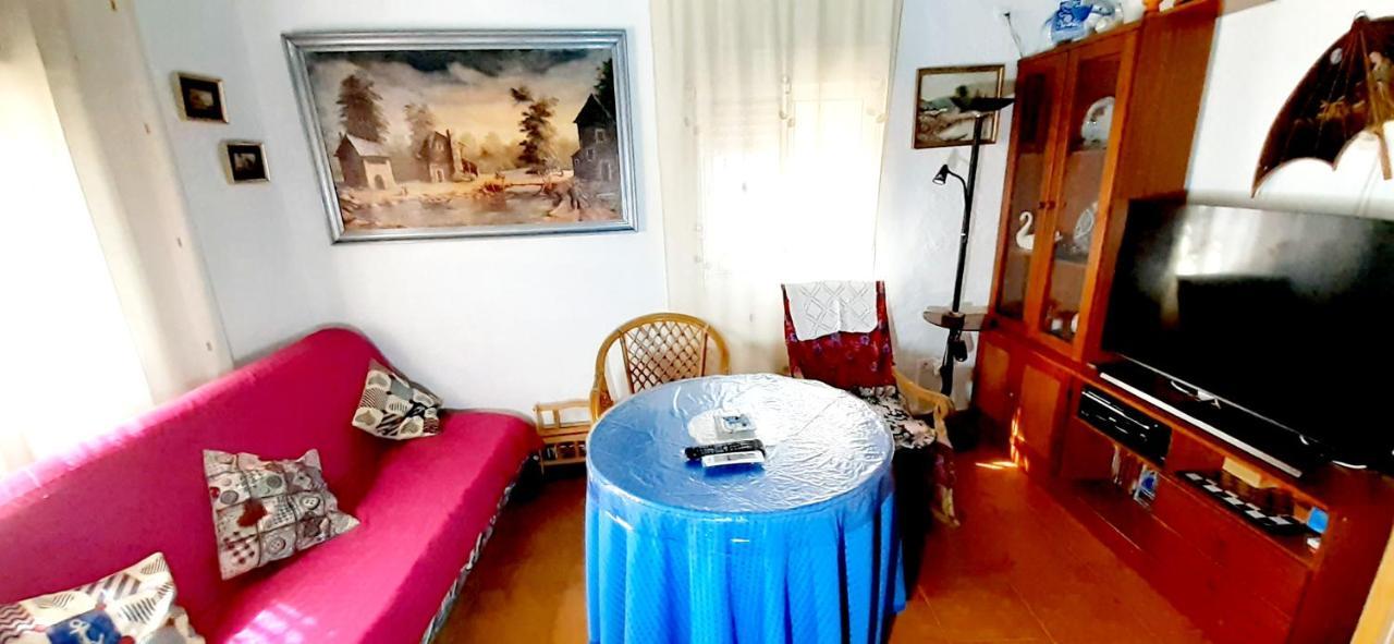Charming House In Illar With Mountain View And Balcony Villa Bagian luar foto