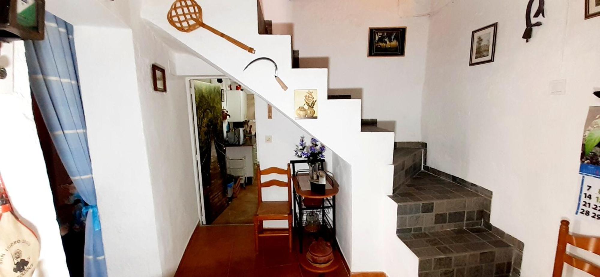 Charming House In Illar With Mountain View And Balcony Villa Bagian luar foto